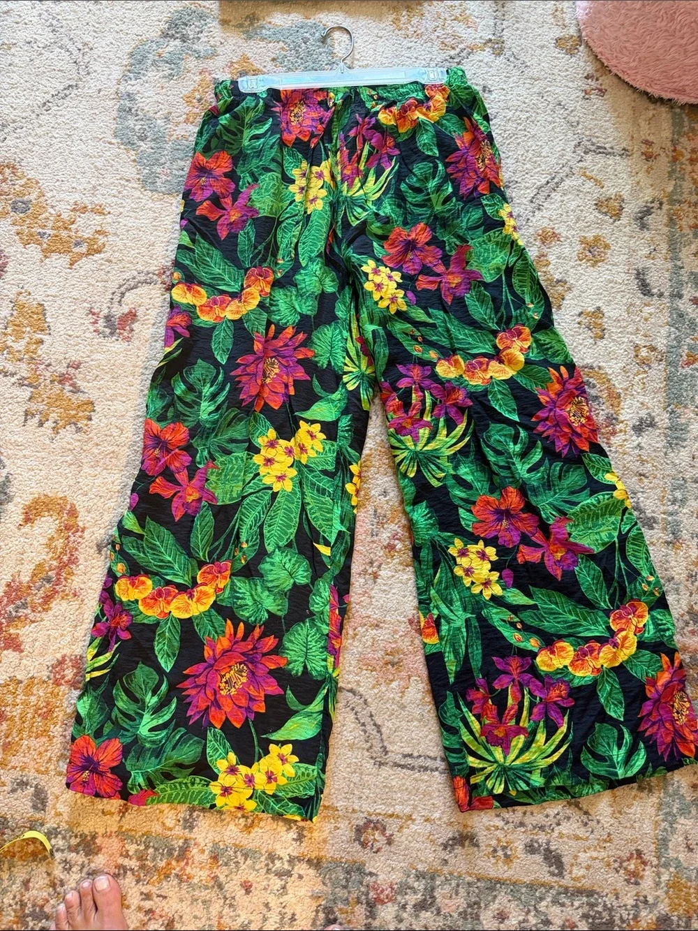 Panama Jack Tropical Floral Wide-Leg Pants & Kimono - Black, Green, Yellow, Pink - Picture 5 of 13